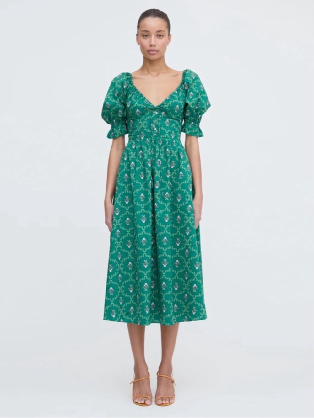 Hill House The Ophelia Dress In Emerald Green Trellis